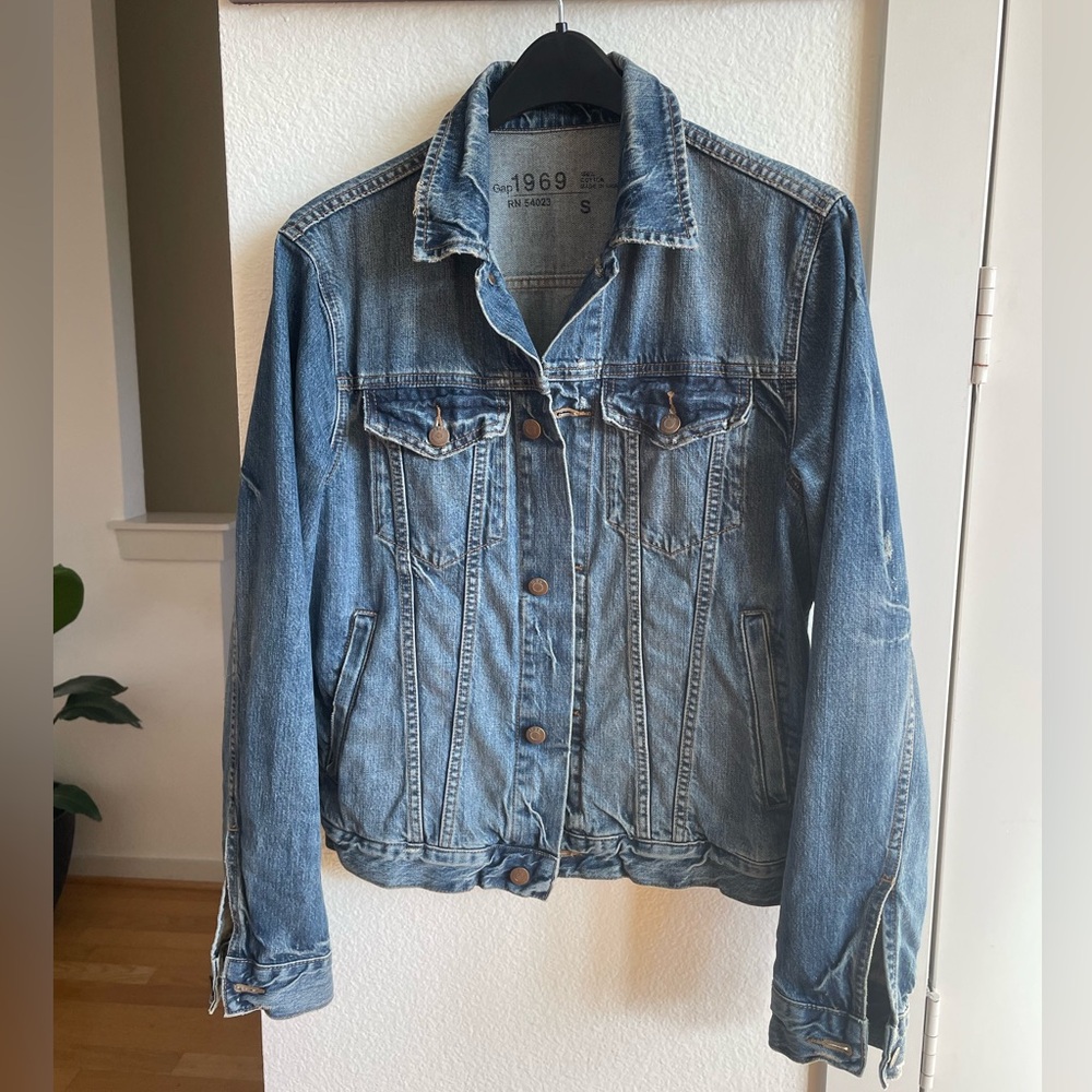 GAP 1969 Men’s Classic Denim Jean Jacket small